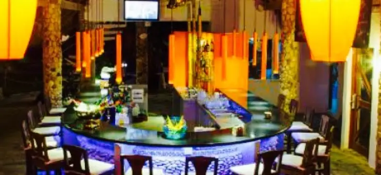 Ola Rivers Restaurant - Image 3