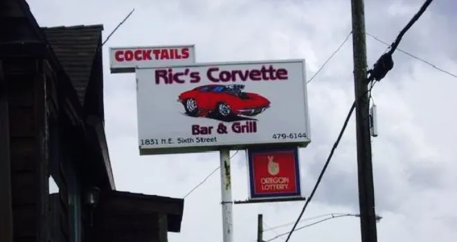 Ric's Corvette Bar & Grill