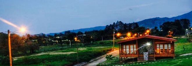 Rancho Doble F - La Mesa Coja