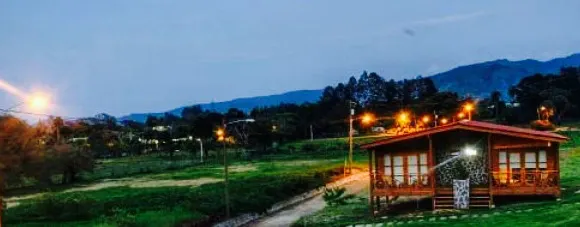 Rancho Doble F - La Mesa Coja