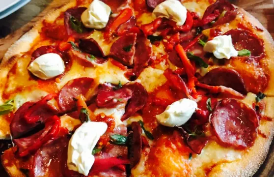 Mad Raven Hot Stone Pizza