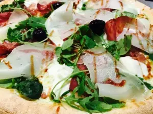 Mamamia Pizza