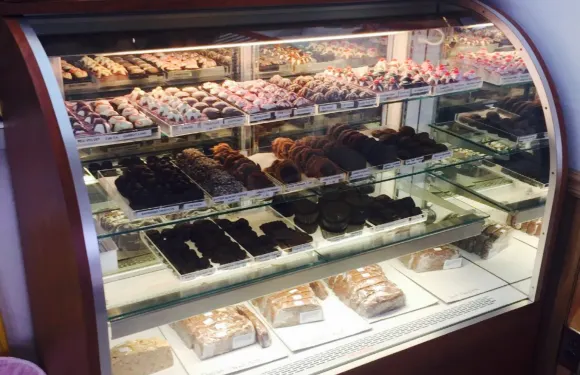 Big Dipper Ice Cream Shop