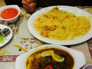 Al Mandi & Al Madhbi House
