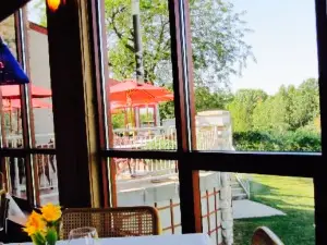 Tabor Hill Winery & Restaurant