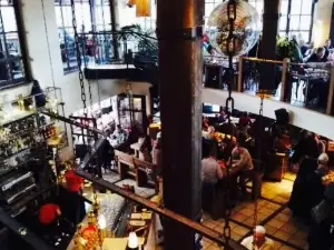 Cafe & Bar-Celona