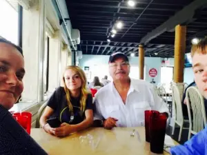 Cindy's On the Barge - Has been replaced by THE BURGER BARN!