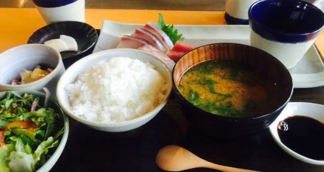 Akari Cafe