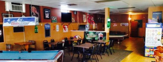 TNT Pizza Sports Bar & Grill