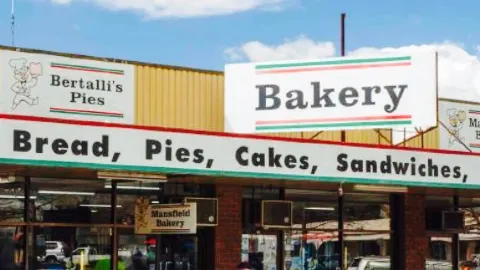 Bertallis Mansfield Bakery in 曼斯菲爾德