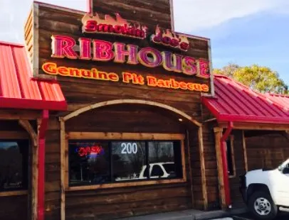 Smokin' Joe's Ribhouse