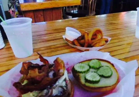 Lewie's Saloon & Eatery