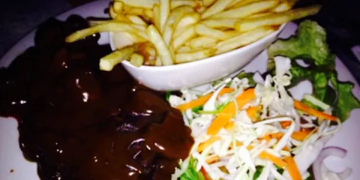 The Bank Hotel East Maitland