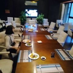 Jinyuanzhangfeidajiudian· Western Restaurant User Photo