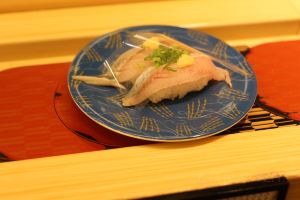 fish sushi