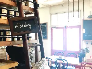 Red Door Cafe