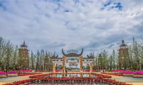 พื้นที่ท่องเที่ยวเทียนเหอตาน