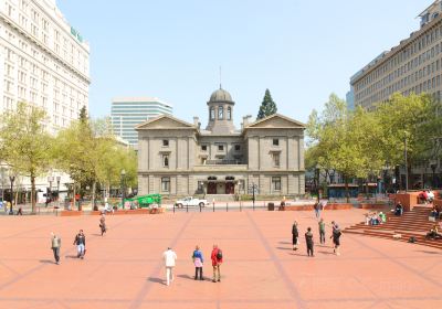 Pioneer Courthouse Square