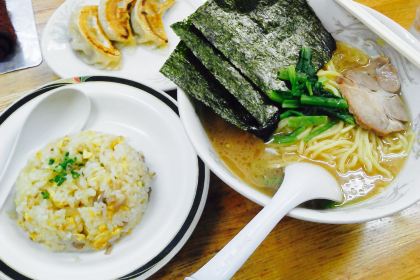 Uemura'ya Yokohama Ramen kitchen