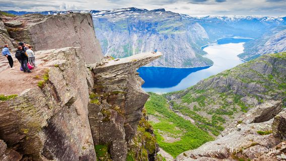 Trolltunga