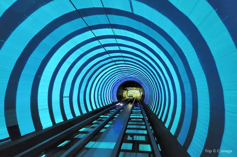 3_Bund Sightseeing Tunnel
