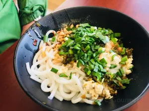 雲平風味園(護國路店)