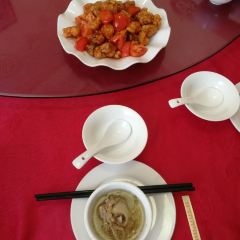 BAI FU JIU LOU User Photo