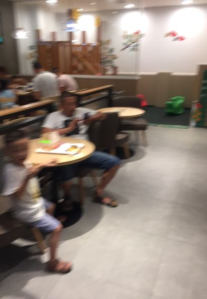 德克士(東安店)