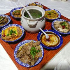 阿米尔湖景餐厅 User Photo
