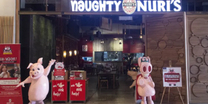 Naughty Nuri's