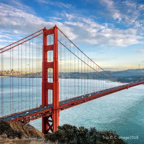 Golden Gate Bridge