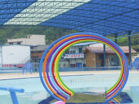 สถานที่ท่องเที่ยวน้ำพุร้อนยอดนิยมในไขหลี่