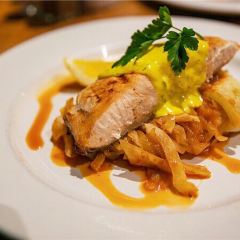 Waves Cafe User Photo
