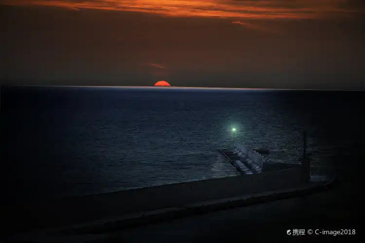 セントヘレナ・アセンションおよびトリスタンダクーニャの駐車場のあるホテル