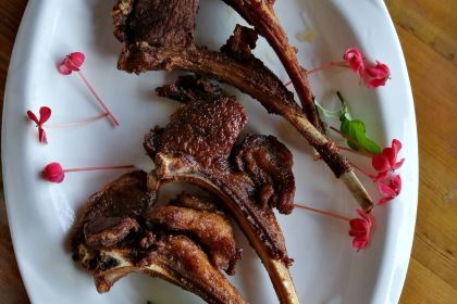 秀丽山庄农家乐