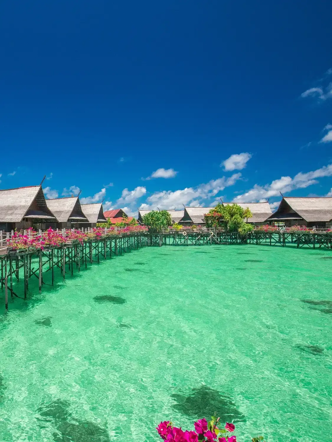 Hotels near Kapalai