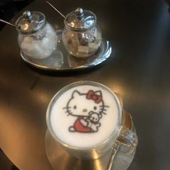 巨樹咖啡館張用戶圖片