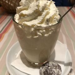 Menza Restaurant and Cafe User Photo