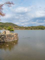 Hirosawa Pond