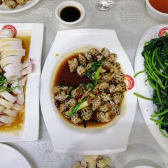 XIAO YAN JING DA PAI DANG User Photo