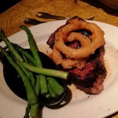 Grand Lux Cafe User Photo