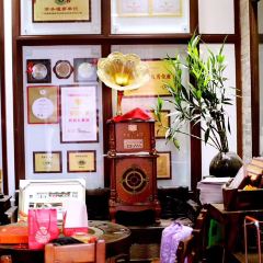 HUANJIELUNJIAOGAO User Photo