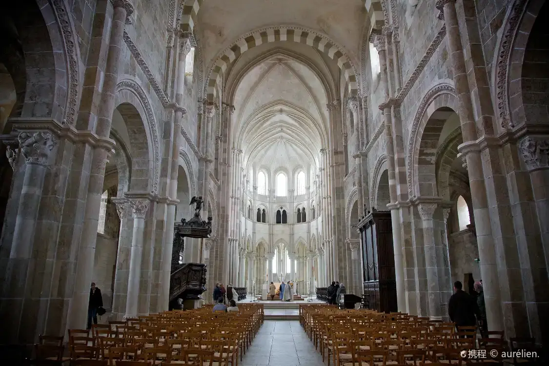 Hotels near Vézelay Abbey