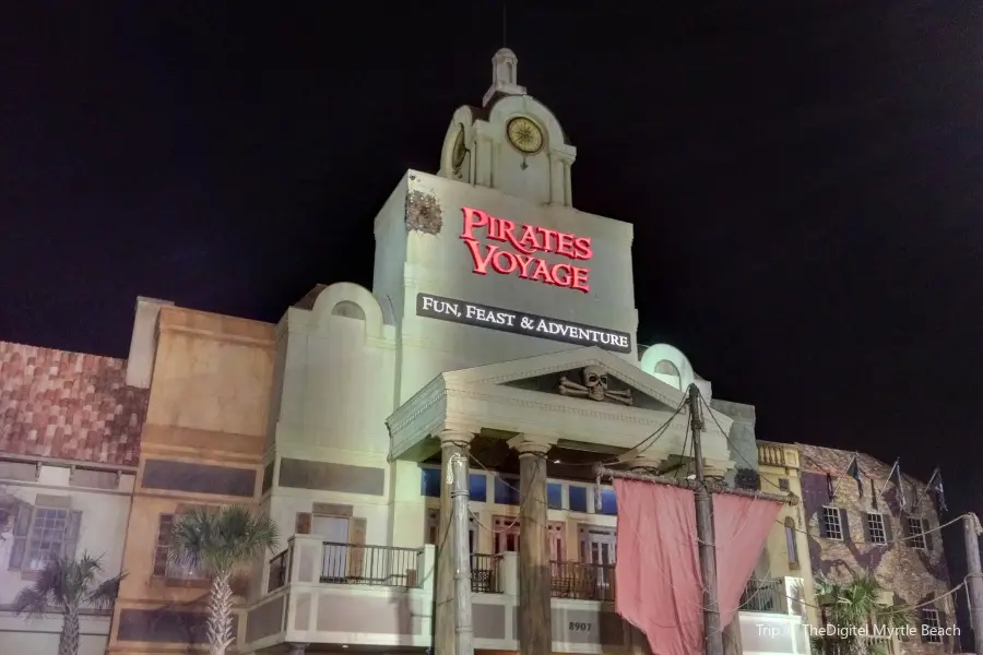 Pirates Voyage Dinner & Show