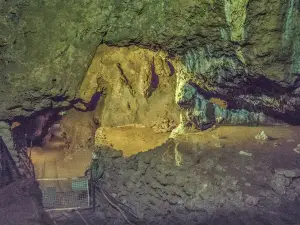 Clearwell Caves