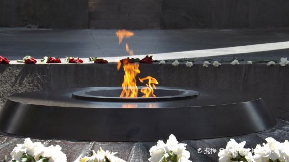 葉里溫階梯+亞美尼亞種族滅絕紀念館+葉里溫大教堂-中文專車
