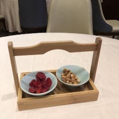 Narada Qiandao Lake Resort  (wenguangxuanzhongcanting) User Photo