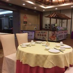Donghuguojidajiudiandieshi Restaurant User Photo
