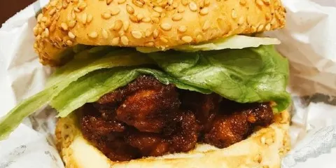 幸運小丑漢堡（海灣地區本店）