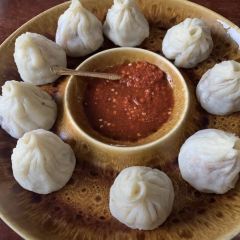 SHENG DE ZHUO LONG CANG GU YAN User Photo
